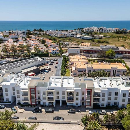 Apartamento T2 Eucalipto 2A Olhos de Agua  Exteriör bild