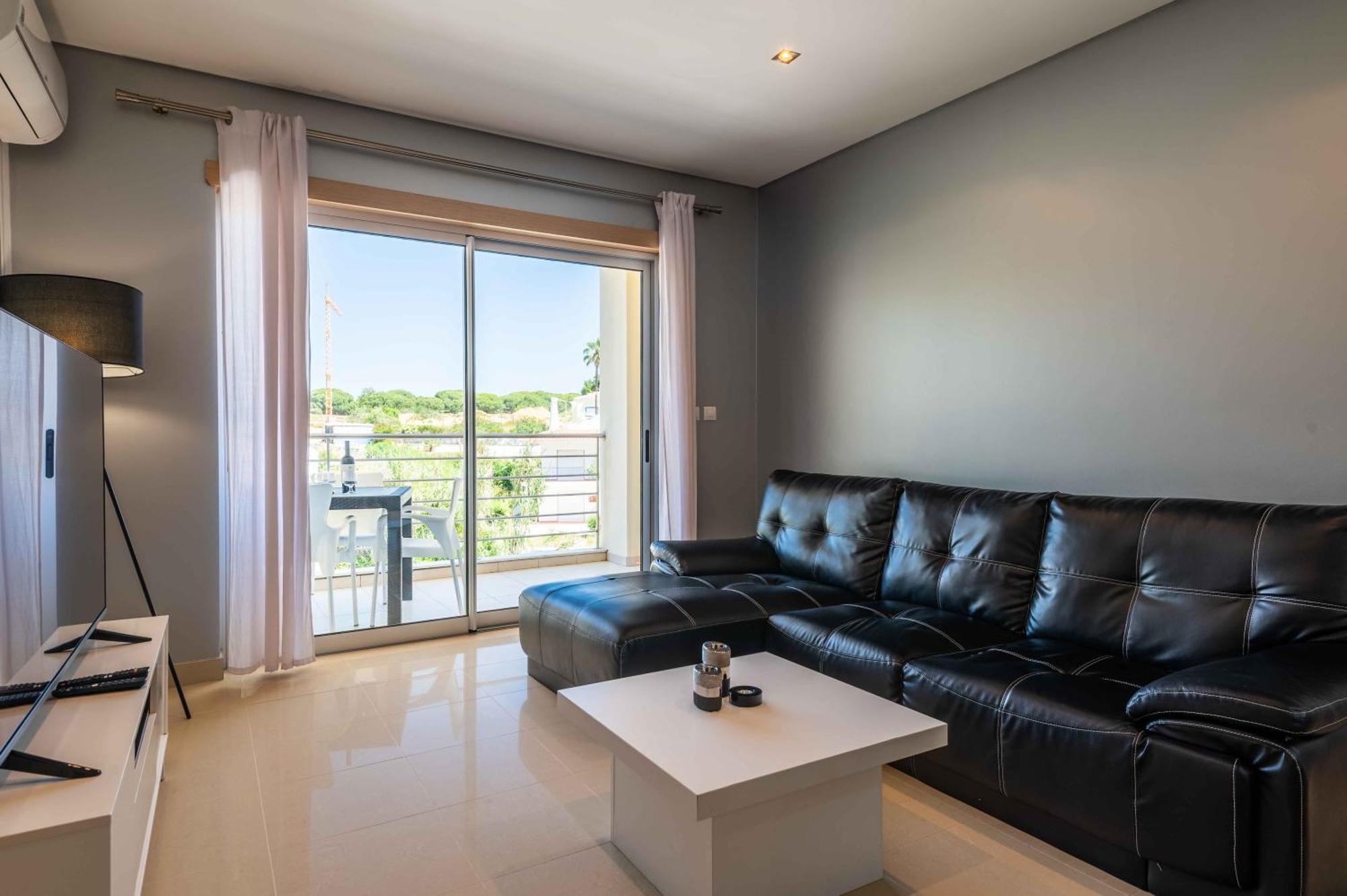 Apartamento T2 Eucalipto 2A Olhos de Agua  Exteriör bild