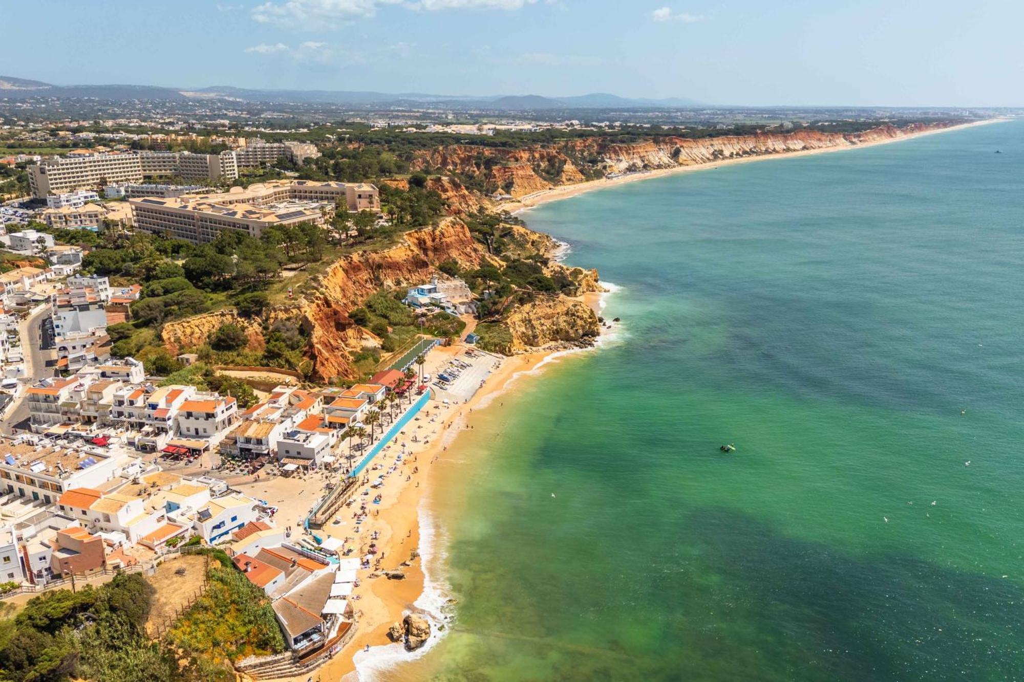 Apartamento T2 Eucalipto 2A Olhos de Agua  Exteriör bild