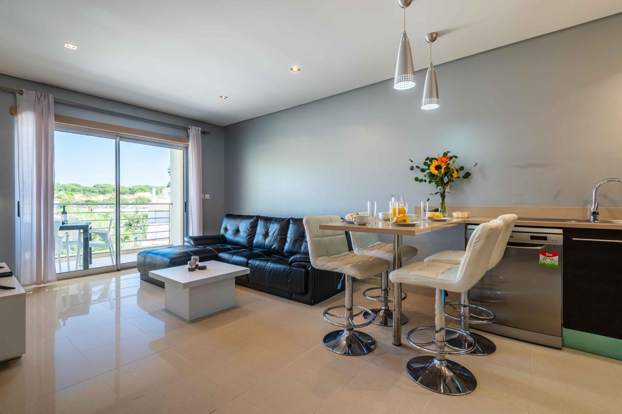 Apartamento T2 Eucalipto 2A Olhos de Agua  Exteriör bild