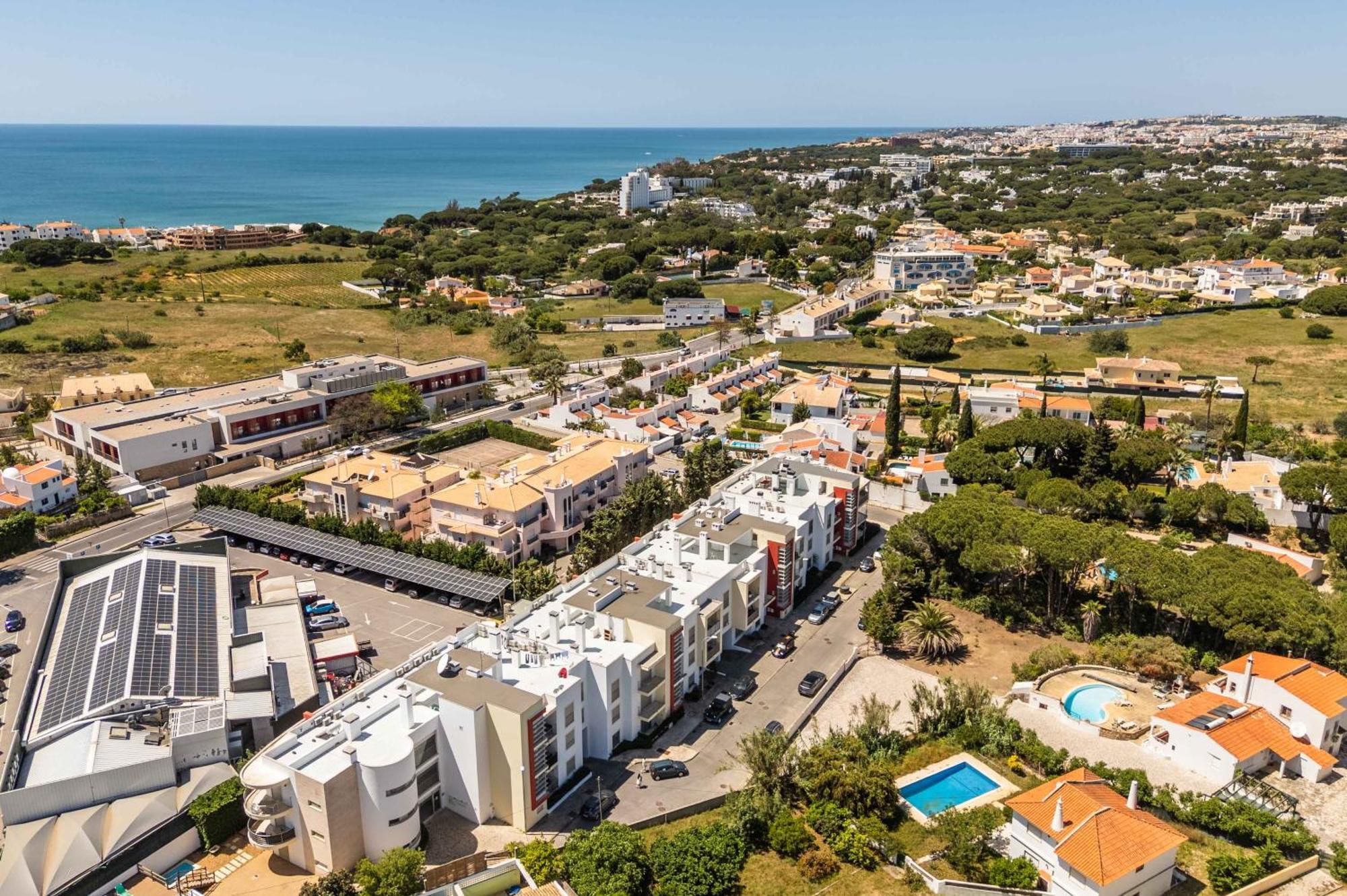 Apartamento T2 Eucalipto 2A Olhos de Agua  Exteriör bild